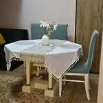 Anna 아파트