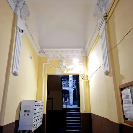 Anna Apartment *